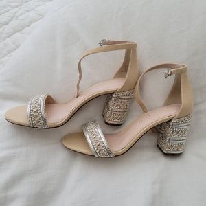 NIB! Never Worn Kelly & Katie Hailee Sandal
